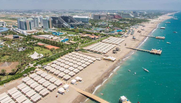 Lara Transfer from Antalya Airport | Fast & Safe